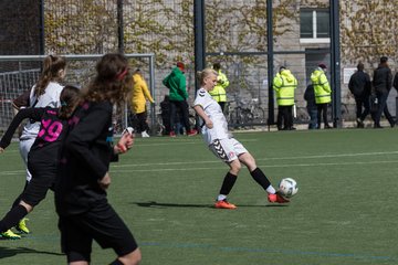 Bild 32 - B-Juniorinnen St.Pauli - C-Juniorinnen SV Steinhorst : Ergebnis: 1:2